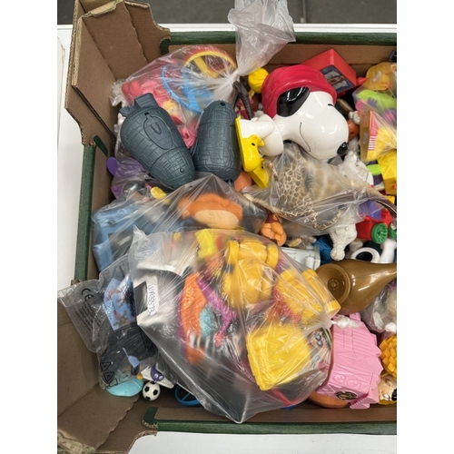788 - A large box of vintage McDonalds toys