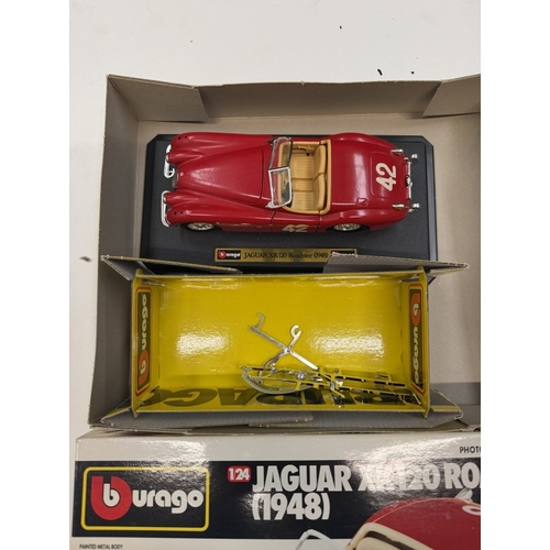 794 - A Burago 1:24 scale metal model kit of a 1948 Jaguar XK120 Roadster (5502) (Unchecked)
