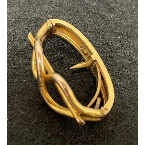 1003 - A 9ct gold scarf pin (total weight 3.25g)