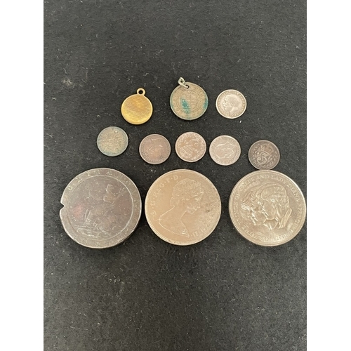 1048 - A 1797 cartwheel penny, some silver 3d coin and other coins etc