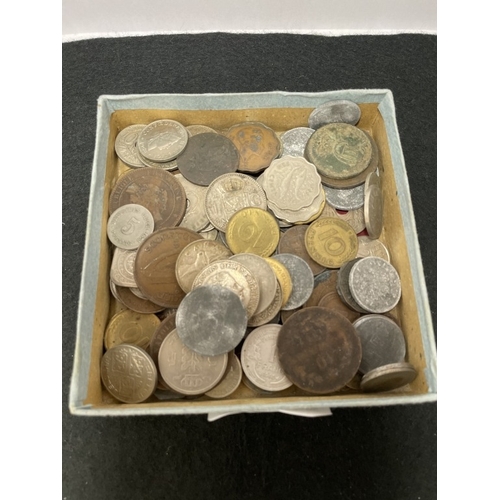 1050 - A small box of mixed coins
