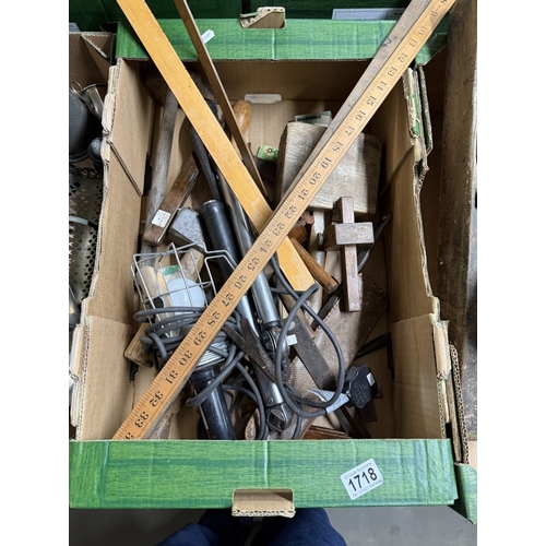 1718 - A quantity of antique & vintage tools