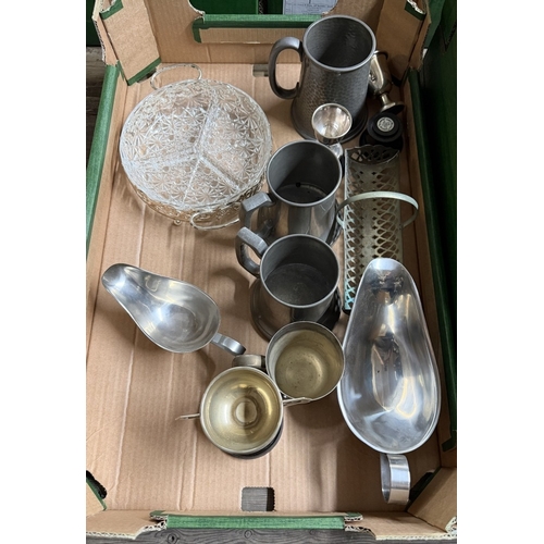 1719 - Mix of pewter and silver plate etc