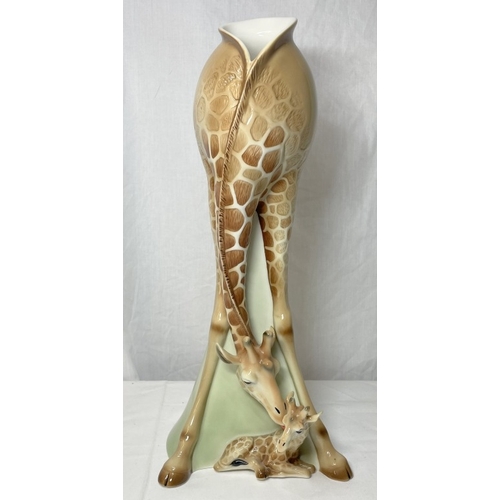 Franz Endless Beauty flower vase