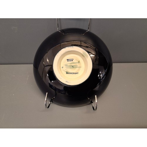 2 - Moorcroft Hibiscus Bowl 18.5cm wide x 5cm high
Slight imperfection on glaze.