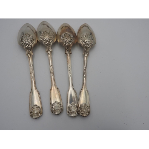 211 - GEORGE IV SILVER KINGS PATTERN PART FLATWARE SERVICE LONDON 1827, MAKERS MARK WC??? comprising 4 des... 