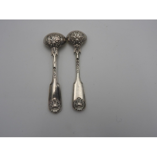 211 - GEORGE IV SILVER KINGS PATTERN PART FLATWARE SERVICE LONDON 1827, MAKERS MARK WC??? comprising 4 des... 