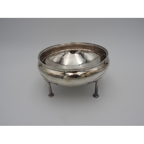 213 - ARTS AND CRAFTS SILVER BOWL ALBERT EDWARD JONES, BIRMINGHAM 1910the compressed ovoid bowl with hamme... 