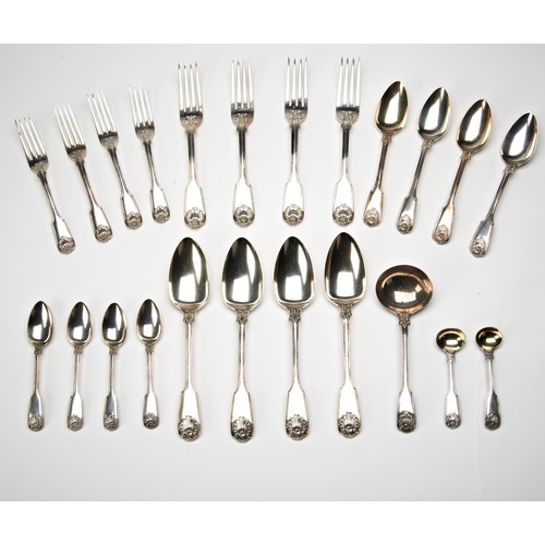 211 - GEORGE IV SILVER KINGS PATTERN PART FLATWARE SERVICE LONDON 1827, MAKERS MARK WC??? comprising 4 des... 