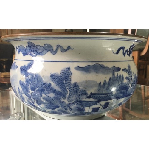 71 - CHINESE BLUE AND WHITE BALUSTER JARDINERE decorated in tones of underglaze blue26cm diam