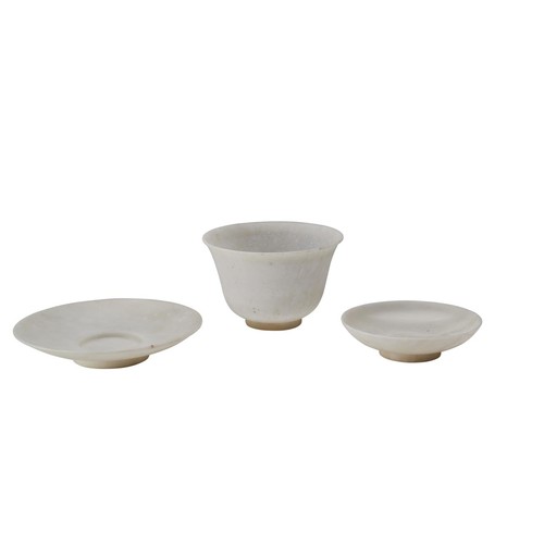 95 - WHITE JADE CUP AND STANDQING DYNASTY9cm highPROVENANCE: Private Northumberland collection... 