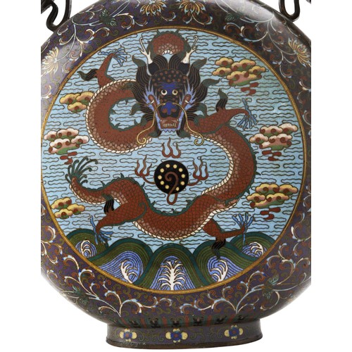 149 - FINE CLOSOINNE ENAMEL 'DRAGON' MOONFLASK QING DYNASTY, 19TH CENTURYthe garlic mouth flask with twin ... 