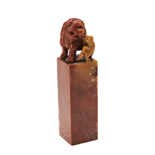 180 - FINE CARVED SOAPSTONE 'LION' SEAL LATE QING DYNASTYthe square form seal carved with two lions8cm hig... 