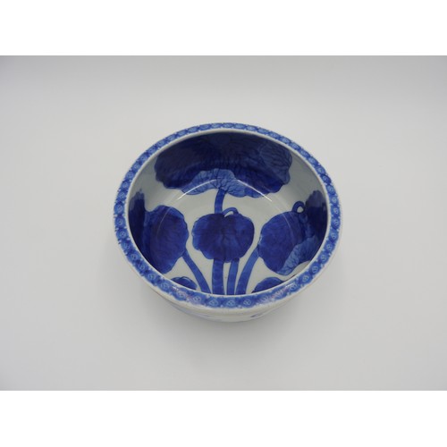 623 - RARE BLUE AND WHITE BOWL LATE EDO / MEIJI PERIODpainted in underglaze blue with stylised lotus leave... 