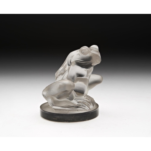 226 - A RARE RENE LALIQUE 'GRENOUILLE' CAR MASCOTNo. 1146; engraved signature, 'R. Lalique France' with 'L... 