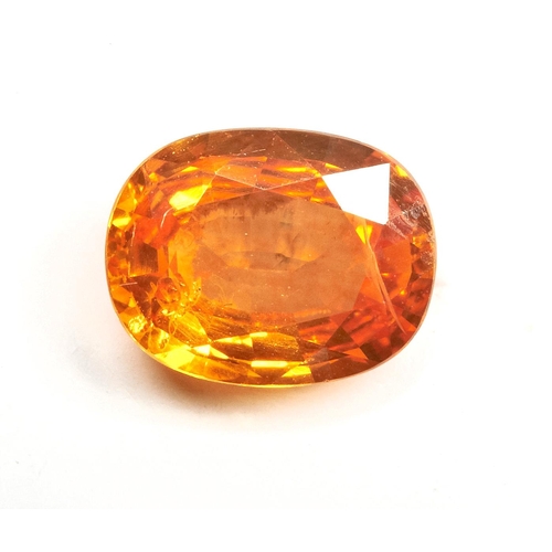 236 - A LOOSE ORANGE SAPPHIREthe oval cut orange sapphire stated to weigh 1.15 carats, not tested for trea... 