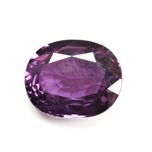 240 - A LOOSE PURPLE SAPPHIREthe oval cut purple sapphire, stated to weigh 3.17 carats, not tested for tre... 