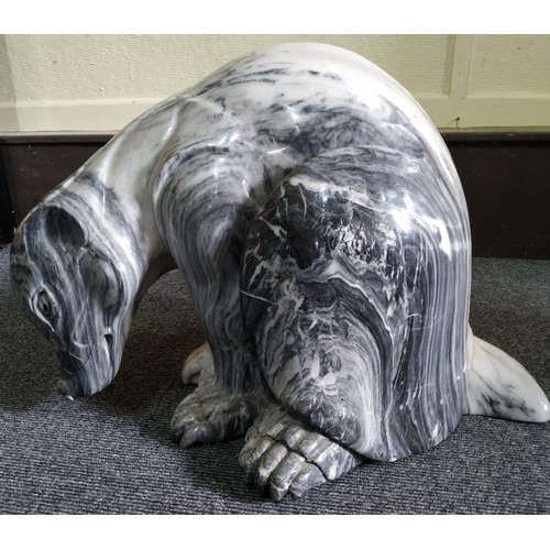 115 - A CONTEMPORARY GREY-VEINED MARBLE SCULPTURE OF A STYLISED BADGER40 cm x 58 cm