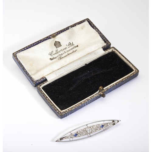 589 - An early 20th century French platinum , diamond and sapphire brooch, the elliptical shaped panel cen... 