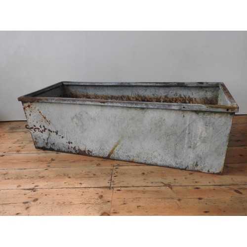 79 - GALVANISED AGRICULTURAL WATER TROUGH / GARDEN PLANTER 125cm long, 49cm wide, 39cm deep