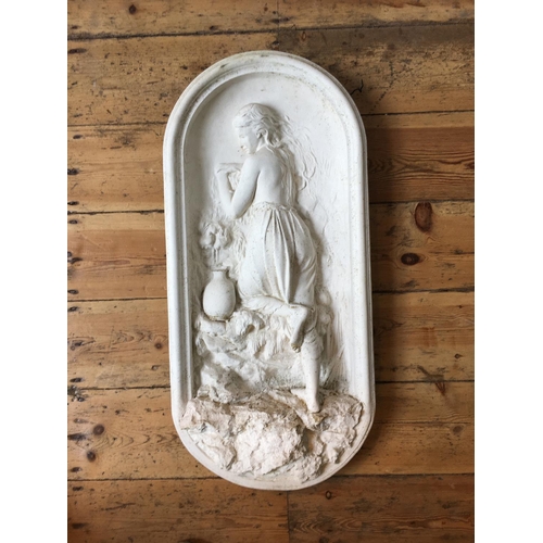 87 - A PLASTER WALL HANGING GARDEN PLAQUE DEPICTING GRECIAN MAIDEN, 78cm high