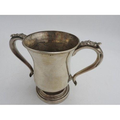 460 - A GEORGE IV HALLMARK SILVER TWO-HANDLED TANKARD, Birmingham 1824, 6.7oz