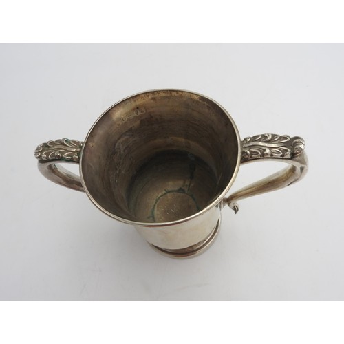 460 - A GEORGE IV HALLMARK SILVER TWO-HANDLED TANKARD, Birmingham 1824, 6.7oz