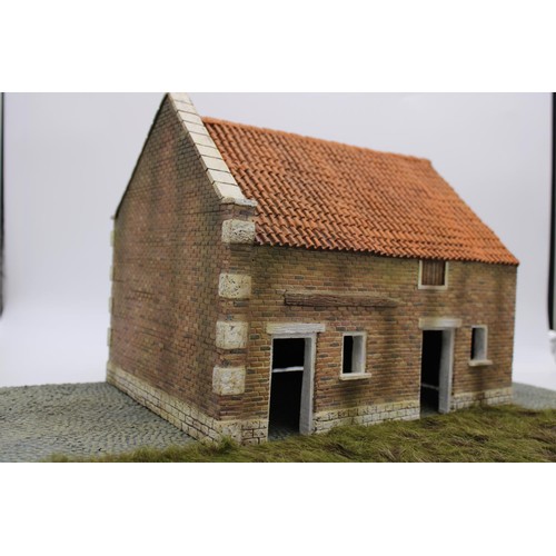 401 - MODEL BARN ON COBBLED AND LONG GRASS BASE, durable moulded construction with 3-D detail, 25cm high, ... 