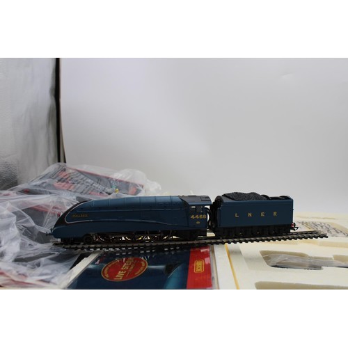 408 - A LIVE STEAM A4 CLASS 'MALLARD' IN LNER GARTER BLUE BY HORNBY, complete unused set in original boxin... 