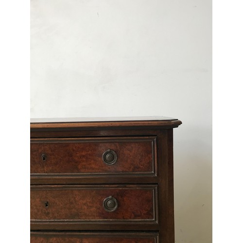 27 - A ROSEWOOD CROSSBANDED GRADUATED CHEST OF FOUR DRAWERS 83 x 91 x 50cms