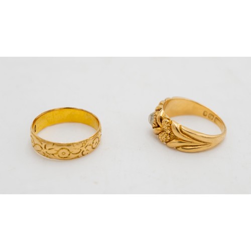 521 - A VICTORIAN 18CT GOLD BAND RING AND 18CT GOLD DIAMOND SET RING, 11g in total