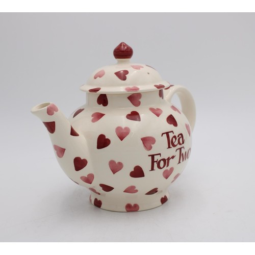 253 - AN EMMA BRIDGEWATER HEART DECORATED 'TEA FOR TWO' TEAPOT IN ORIGINAL BOX, 20cm high