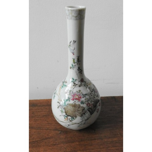 222 - A FAMILLE ROSE BOTTLE VASE, 25 cm high