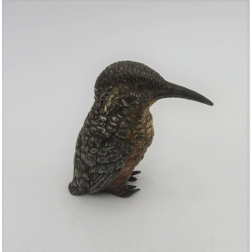 213 - AN AUSTRIAN COLD PAINTED BRONZE KINGFISHER FIGURE, in perching position, 7cm high