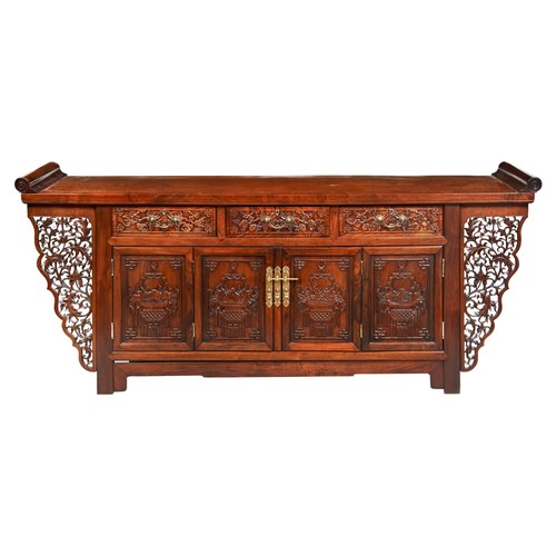 257 - FINE HUANGHUALI THREE DRAWER COFFER, GUICHUQING DYNASTYthe rectangular top with everted ends above t... 