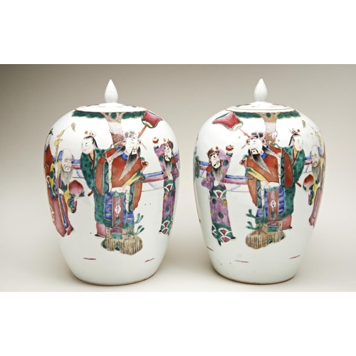 83 - LARGE PAIR OF FAMILLE ROSE COVERED JARSQING DYNASTY, 19TH CENTURYthe baluster sides painted with imm... 