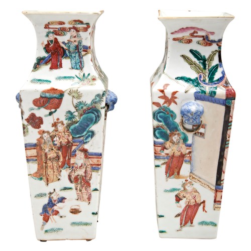 86 - PAIR OF SQUARE-FORM FAMILLE ROSE VASESQING DYNASTY, 19TH CENTURYthe sides painted with interior and ... 