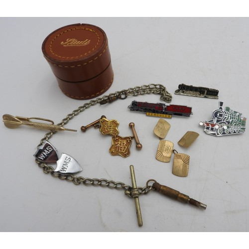 449 - A PAIR OF 9CT GOLD CUFFLINKS, CHINESE CUFFLINKS, WATCH CHAIN, LOCOMOTIVE PIN BADGES AND DART TIE PIN... 