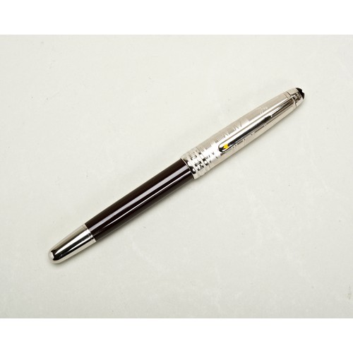 443 - A MONT BLANC 'LE PETIT PRINCE' SPECIAL EDITION FINELINER PEN, complete with presentation box ,origin... 