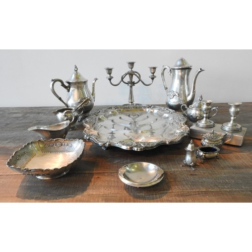 433 - A SMALL SILVER CIRCULAR DISH, A SILVER BOWL AND A QUANTITY OF PLATED WARE, both silver items stamped... 