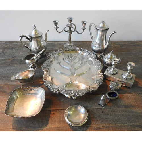 433 - A SMALL SILVER CIRCULAR DISH, A SILVER BOWL AND A QUANTITY OF PLATED WARE, both silver items stamped... 