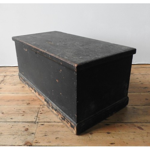 83 - A PAINTED PINE 19TH CENTURY BLANKET BOX, 43 x 91 x 46 cm