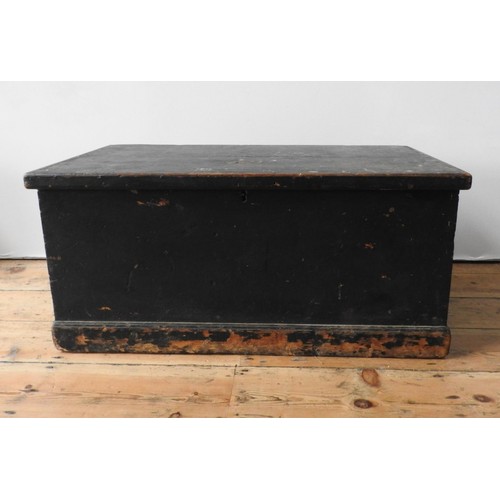 83 - A PAINTED PINE 19TH CENTURY BLANKET BOX, 43 x 91 x 46 cm