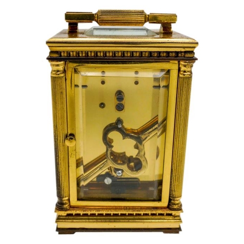 115 - SMALL MAPPIN & WEBB BRASS CARRIAGE CLOCK20TH CENTURYthe white dial with Roman numerals and inscr... 