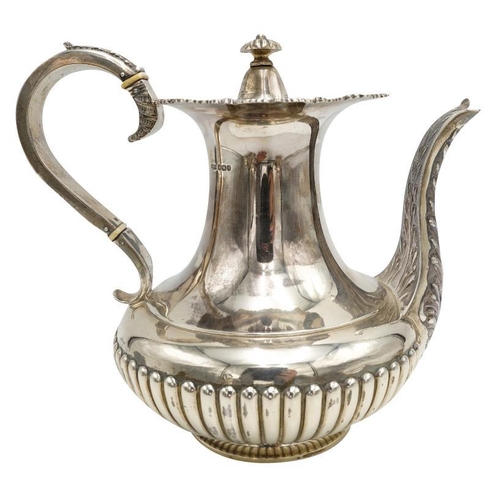 478 - GEORGE V SILVER TEA SERVICE JAMES DIXON AND SONS, SHEFFIELD, 1917 & 18the semi-lobed bodies with... 