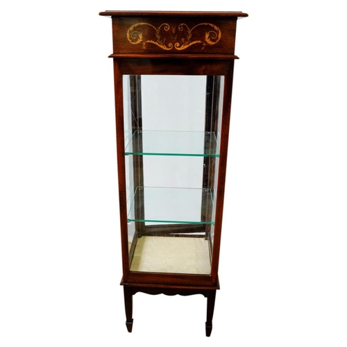 35 - SMALL EDWARDIAN MAHOGANY AND INLAID DISPLAY CABINETCIRCA 1910the crossbanded top above one frieze dr... 