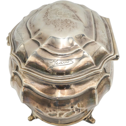 485 - LARGE SILVER COMMEMORATIVE BOMBE-SHAPED CASKETASPREY & CO. LONDON 1913the hinged cover bears a h... 