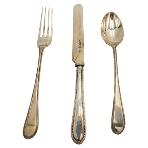 495 - ASSORTED GROUP OF FOUR CASED SILVER FLATWARE SETSEARLY 20TH CENTURYcomprising a set of Mappin & ... 