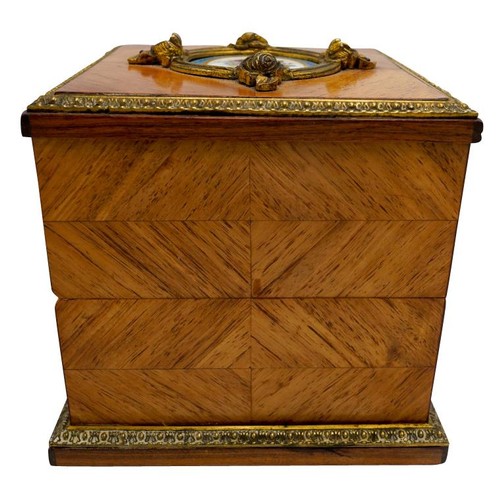 441 - A FRENCH PARQUETRY BOX, the lid mounted with a floral porcelain plaque in the manner of Sevres, with... 