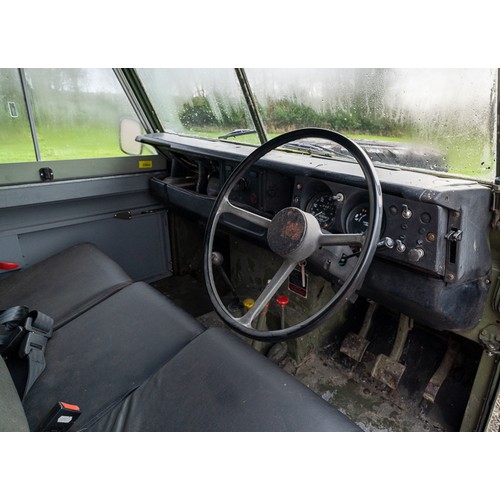 33 - 1972 Land Rover 109